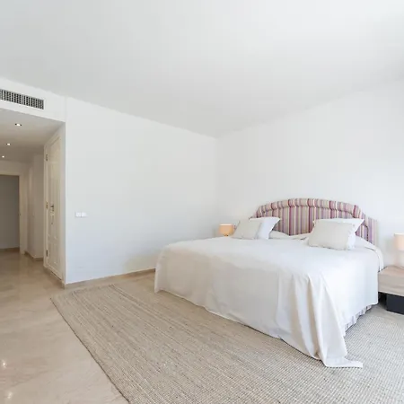 Palm Beachfront Lejlighed *